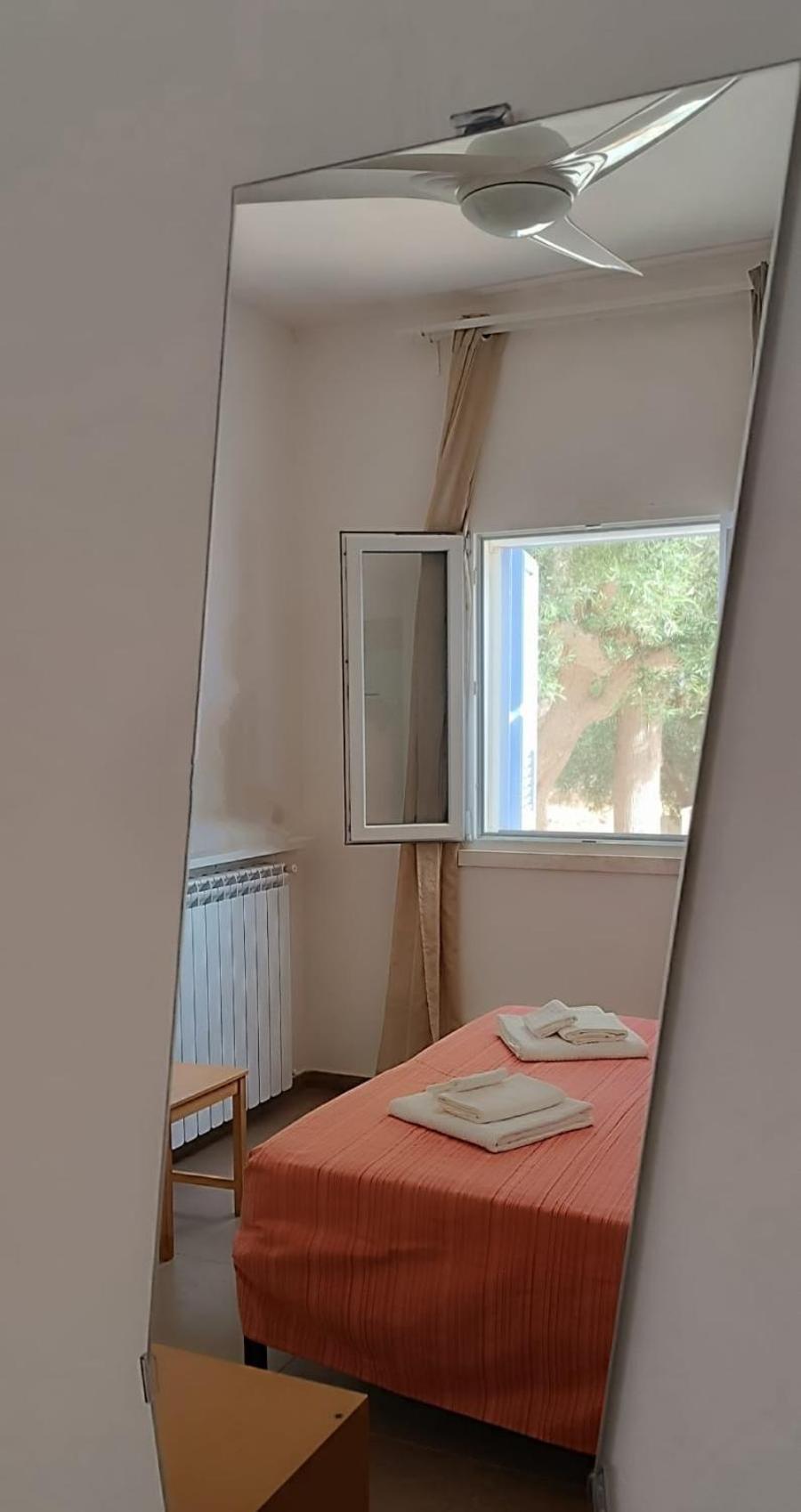Camera Matrimoniale/Doppia con Letti Singoli con Bagno Privato